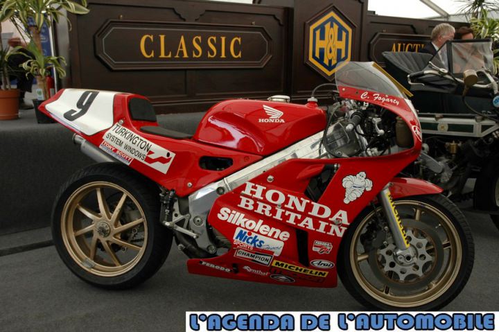 Honda RC30.