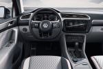Volkswagen Tiguan GTE Active Concept 9