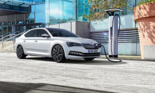 Skoda Superb Restylee Hybride