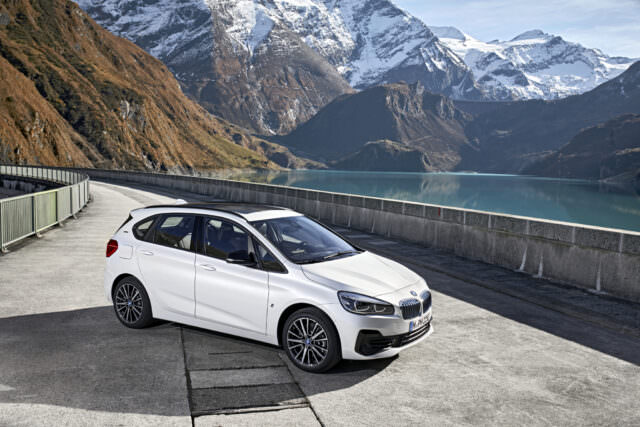 BMW Série 2 Active Tourer 225 xe hybride électrique batterie 2019