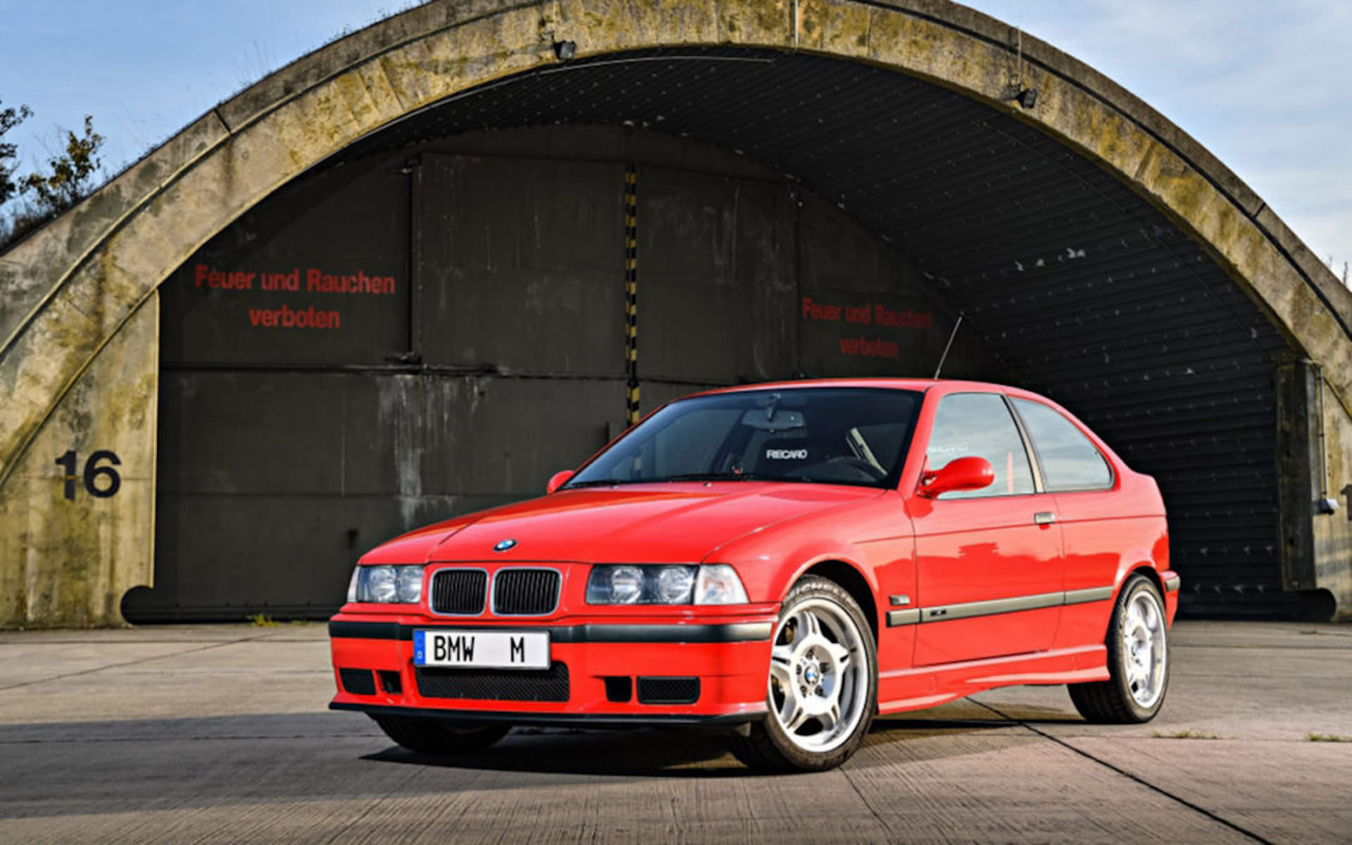 la-bmw-128-ti-est-d-sormais-disponible-en-concession-bmw