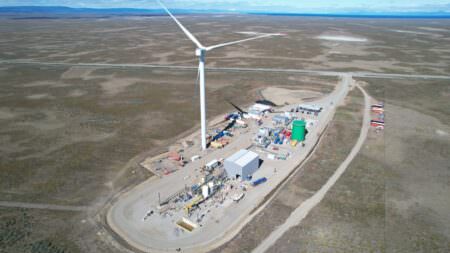 L'usine Haru Oni de Porsche pour les eFuels à Punta Arenas au Chili