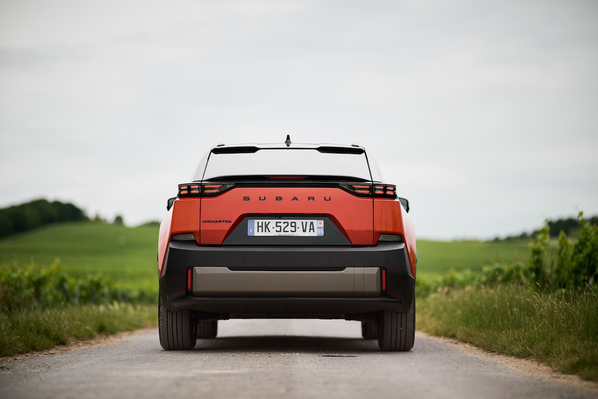 Subaru Uncharted 2026, vue arrière