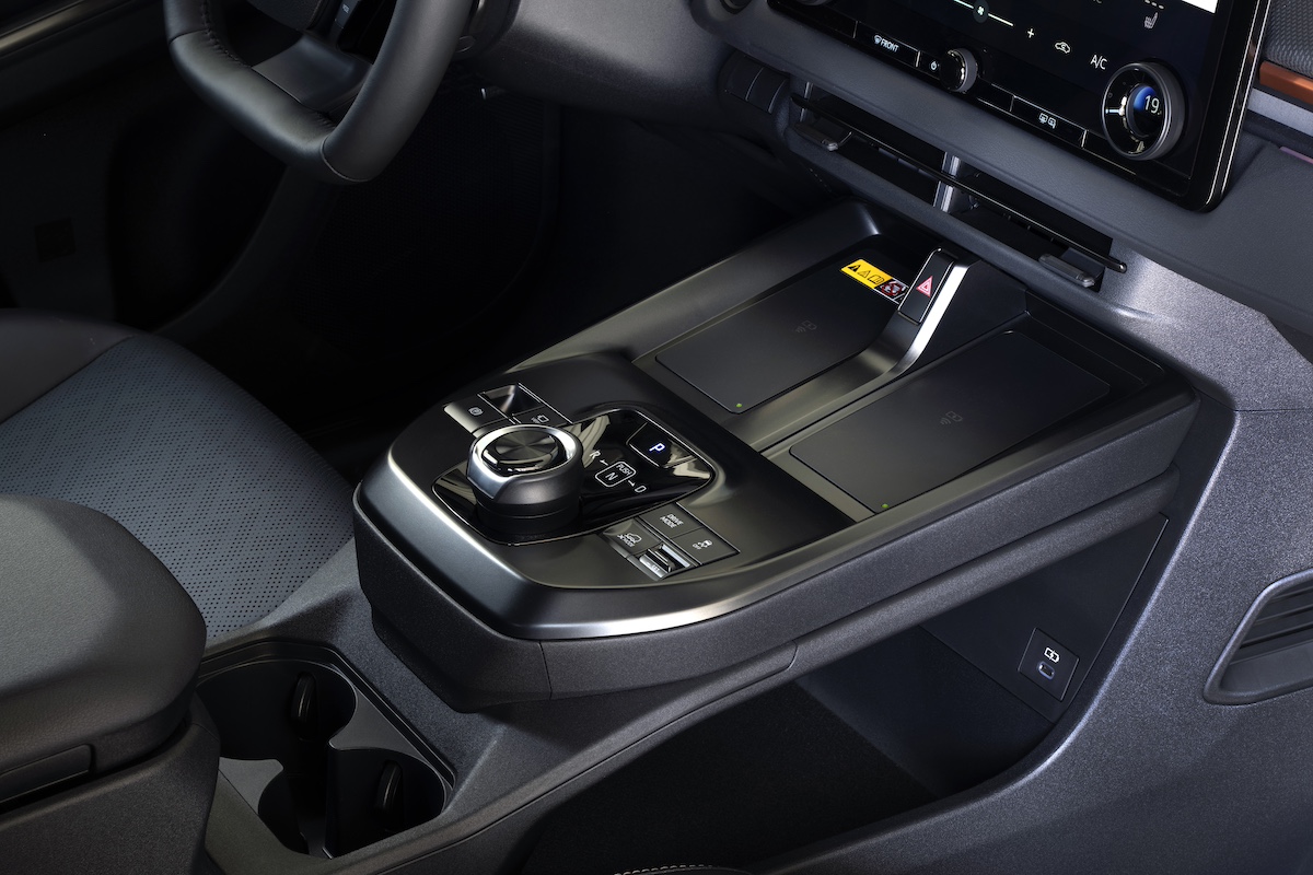 Levier de vitesses et console centrale du Subaru Uncharted